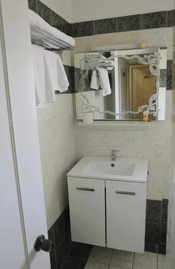Hotel Anesi Ateny Zewnętrze zdjęcie